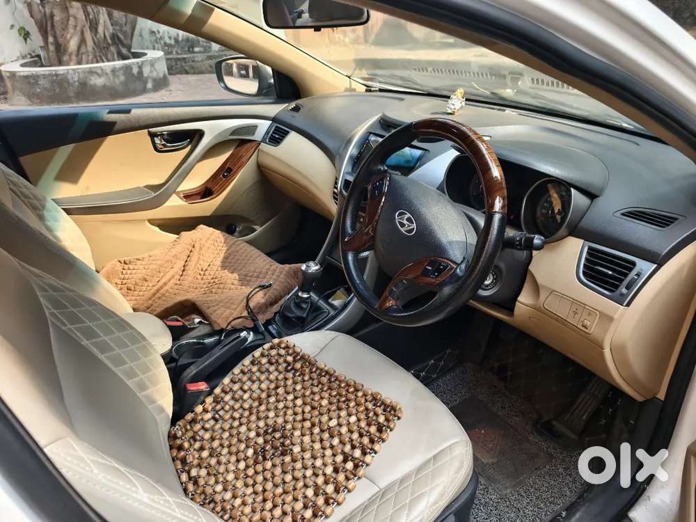 Hyundai Elantra Diesel 2012  Manual  Well Maintained  White