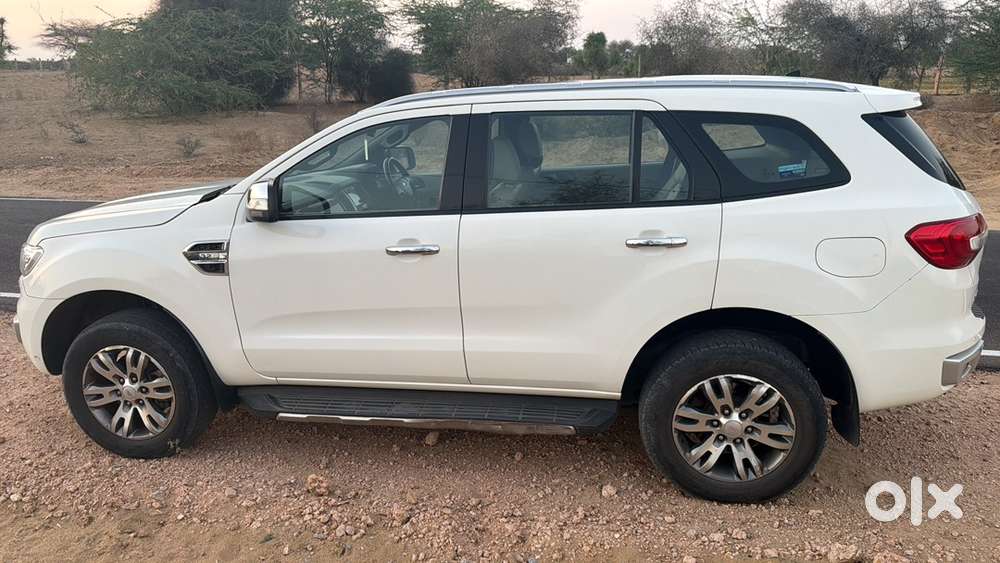 Ford Endeavour Vvip No