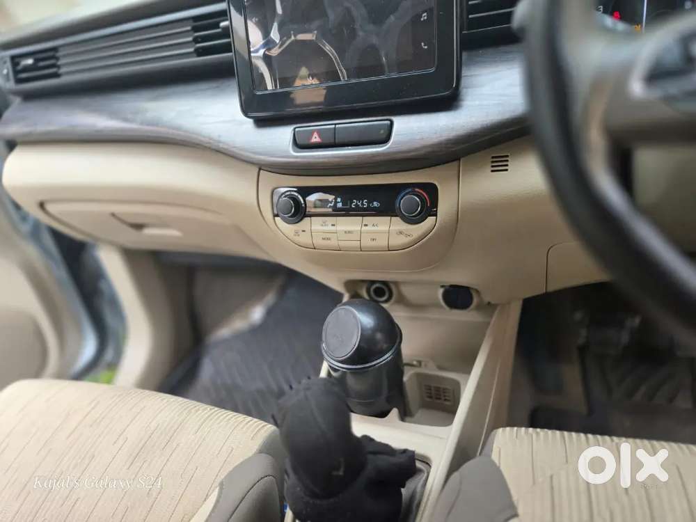 Toyota Rumion 2025 Petrol Well Maintained