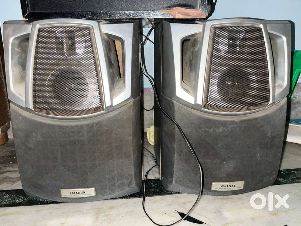 Aiwa speakers