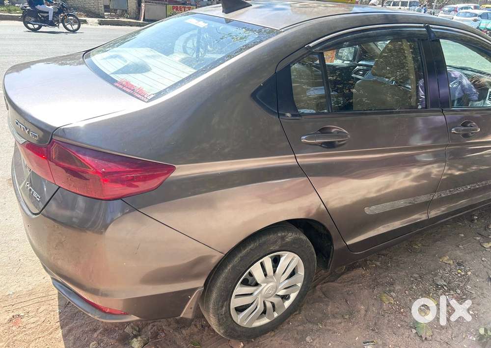 Honda Petrol Car 2016