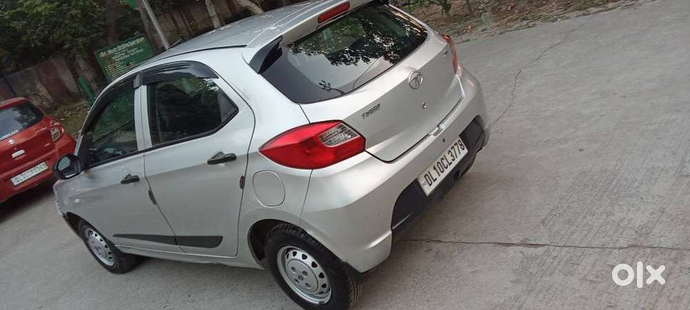Tata Tiago 1.2 Revotron Xm Option, 2018, Petrol