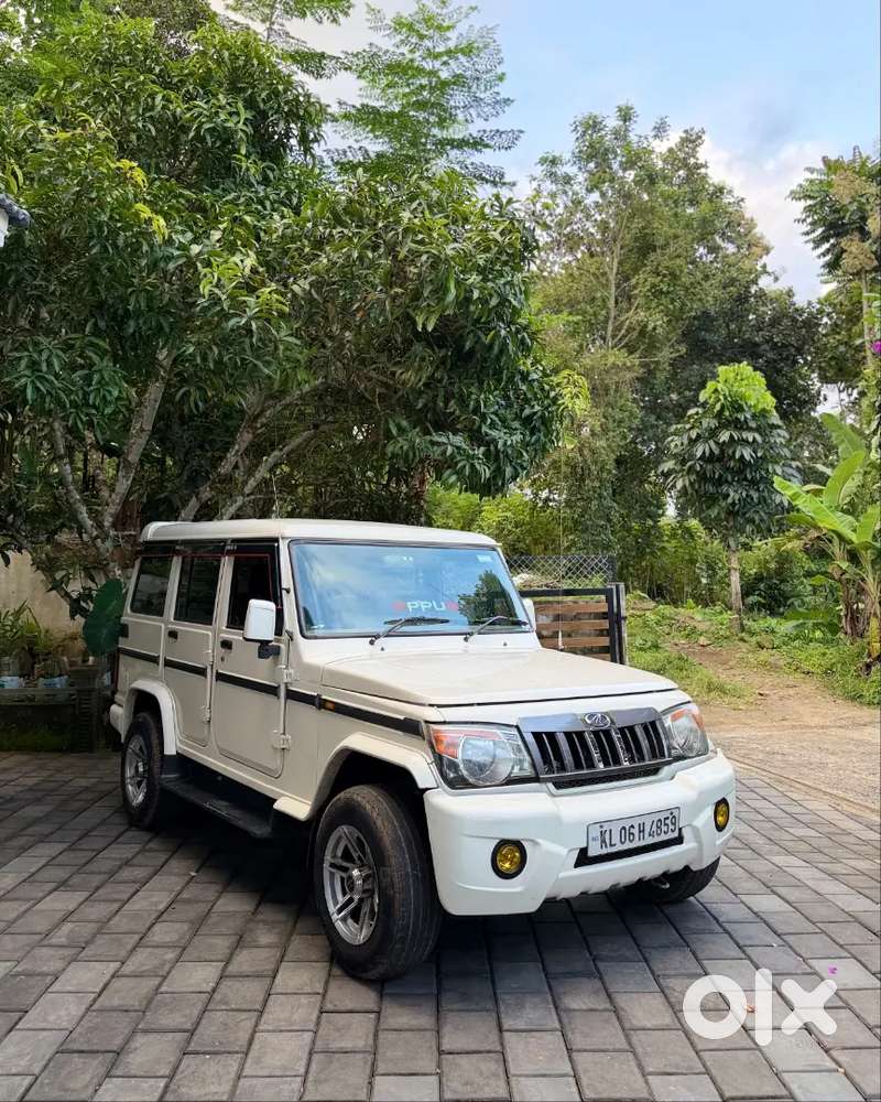 Mahindra Bolero Neo 2016