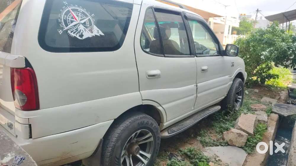 Tata Safari Vx Dicor 2012