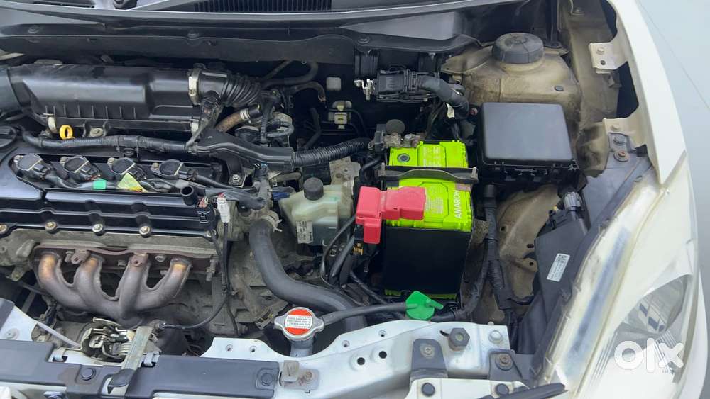 Maruti Suzuki Dzire 1.2 Zxi Amt, 2019, Petrol