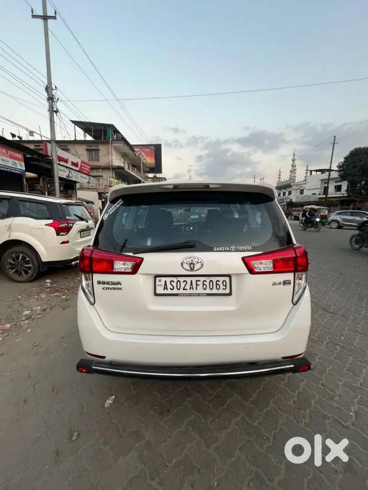 Toyota Innova Crysta 2021