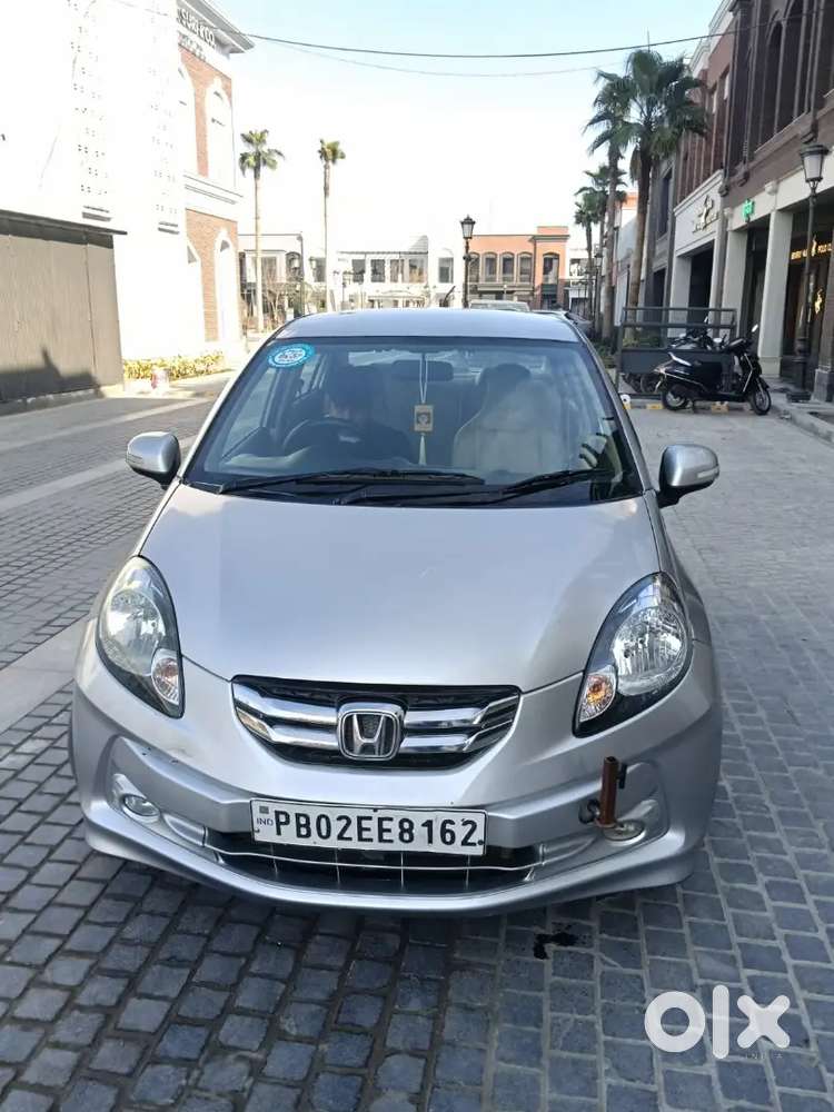 Honda Amaze 1.5 V 2013