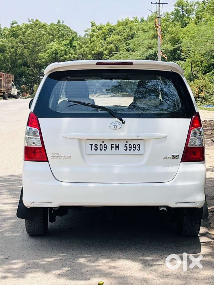 Toyota Innova, 2011, Diesel