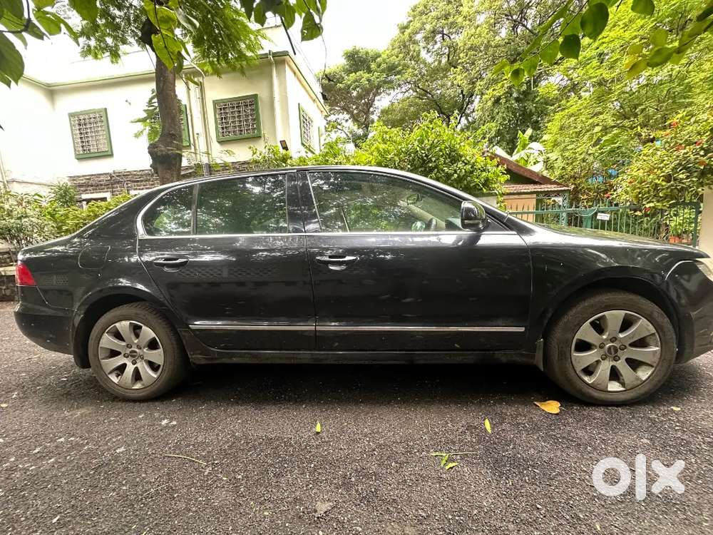Skoda Superb Ambition 2011
