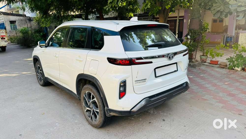 Toyota Urban Cruiser 2023 V Hybrid