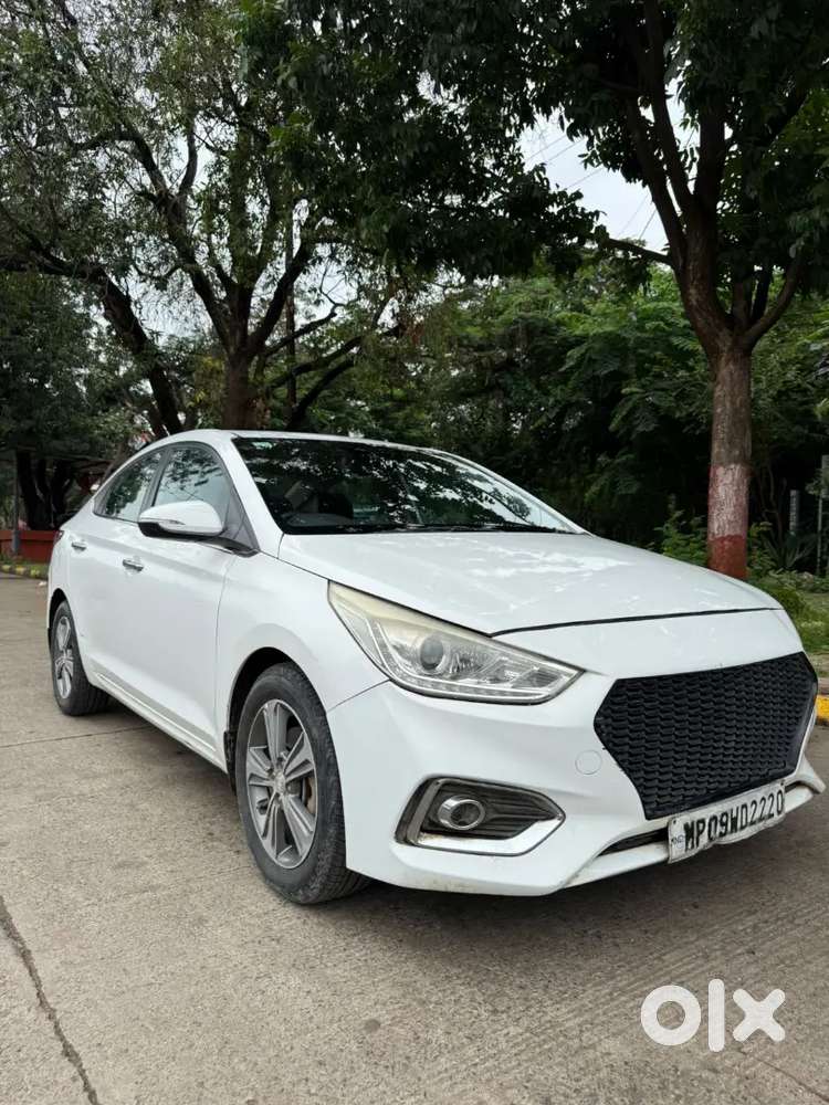 Hyundai Verna Crdi 2019 Sx Top Modal