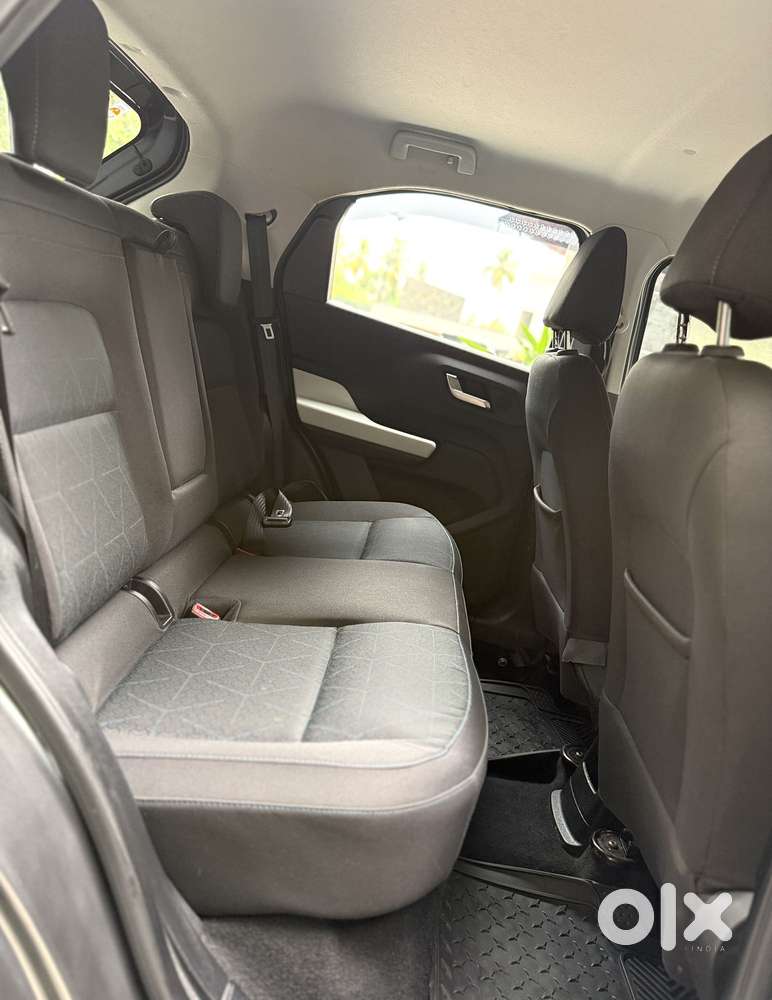 Tata Punch Creative, 2023, Petrol