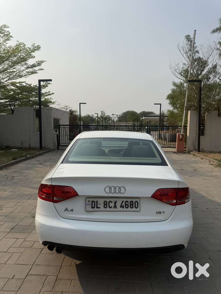 Audi A4 1.8 Tfsi Premium With Sunroof, 2012, Petrol