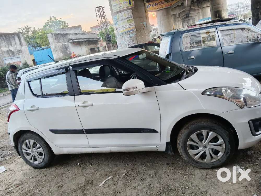 Maruti Suzuki Swift 2017 Cng & Hybrids Well Maintained
