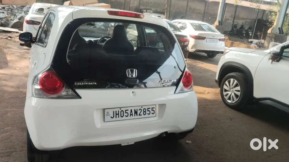 Honda Brio 2012 Petrol Well Maintained