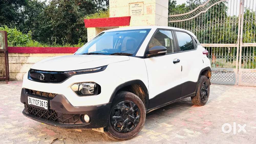 Tata Punch 1.2 Revotron 2025