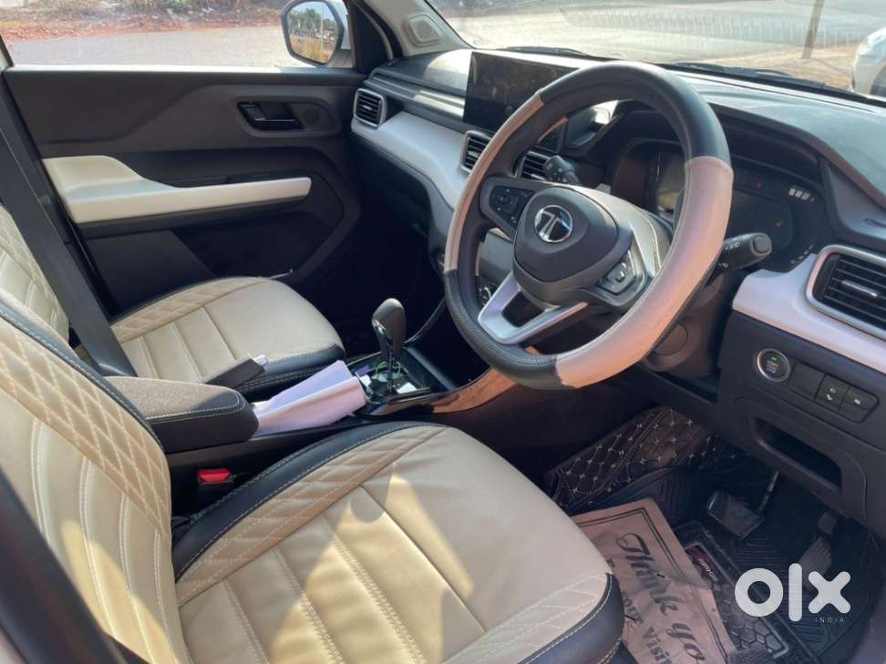 Tata Punch Accomplished Amt Sunroof, 2025, Petrol
