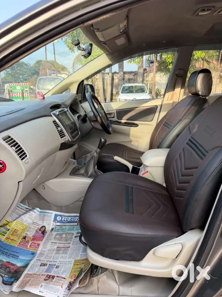 Toyota Innova 2.5 Zx 7 Str Bs-iv, 2015, Diesel