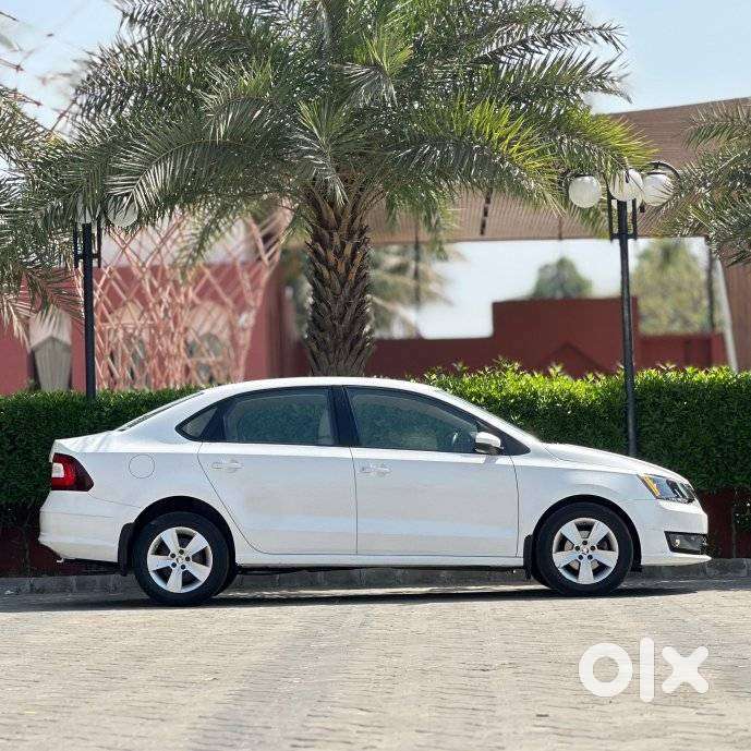 Skoda Rapid 1.5 Tdi At Style, 2017, Diesel