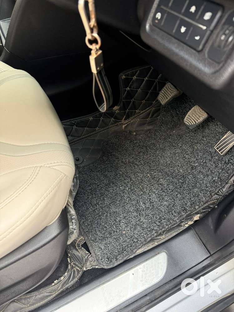 Mahindra Xuv700 Petrol 2022