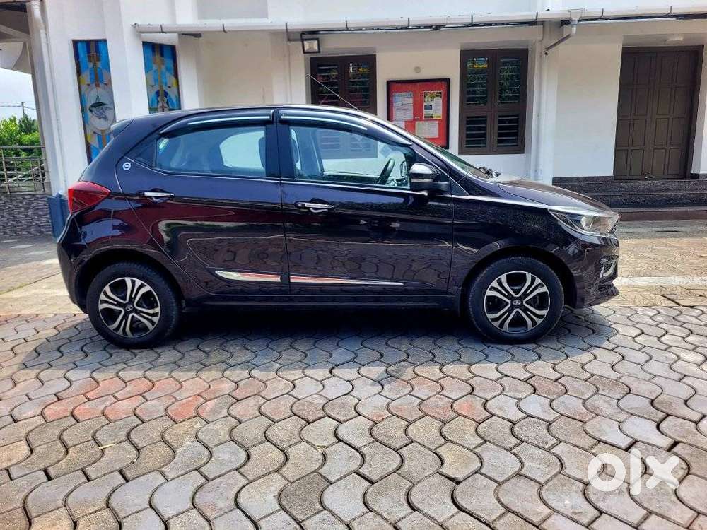 Tata Tiago 1.2 Revotron Xz Plus, 2023, Cng & Hybrids