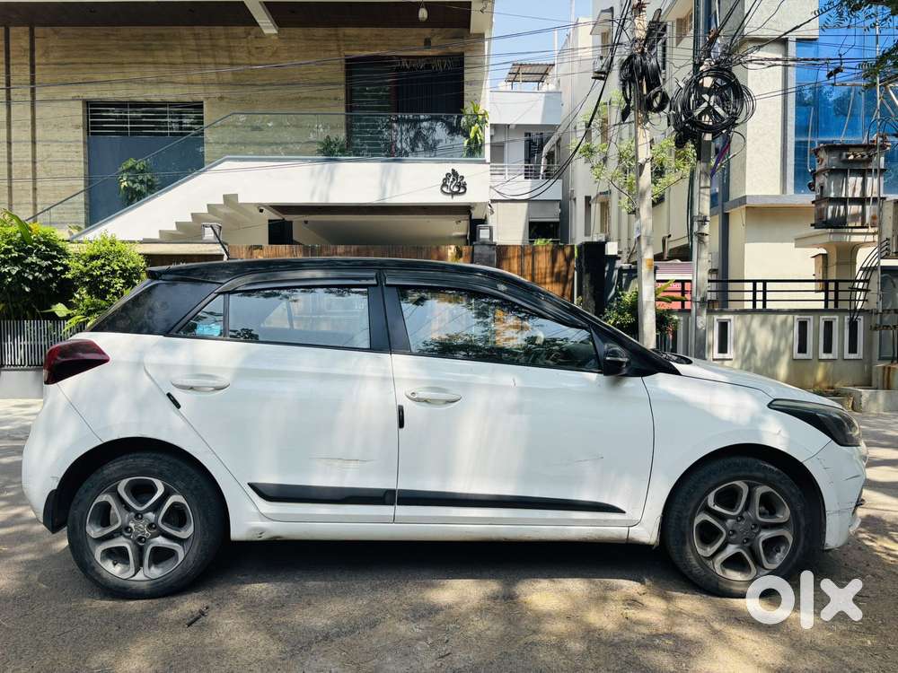 Hyundai I20 Sportz Plus Dual Tone, 2020, Petrol