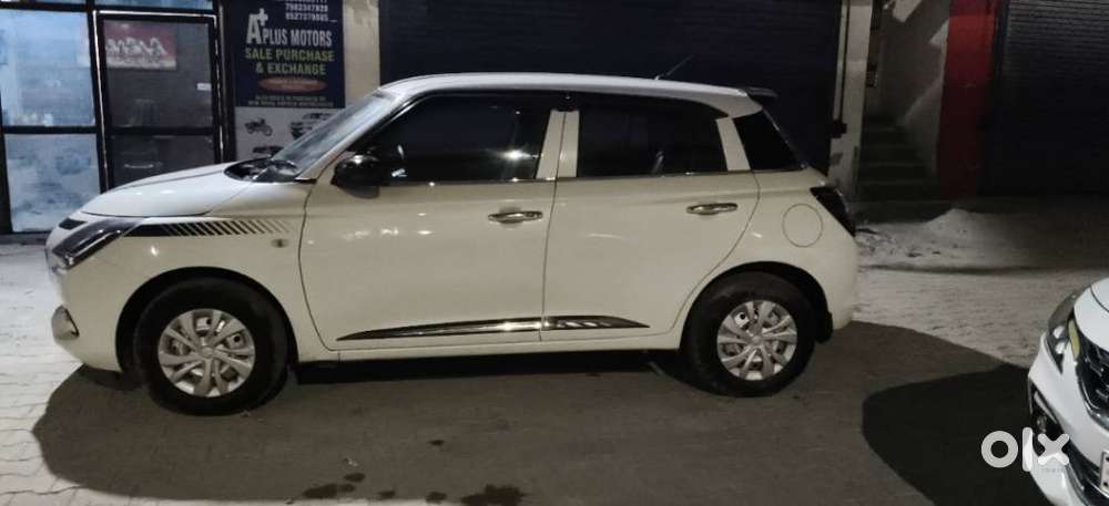 Maruti Suzuki New-gen Swift Lxi, 2025, Petrol