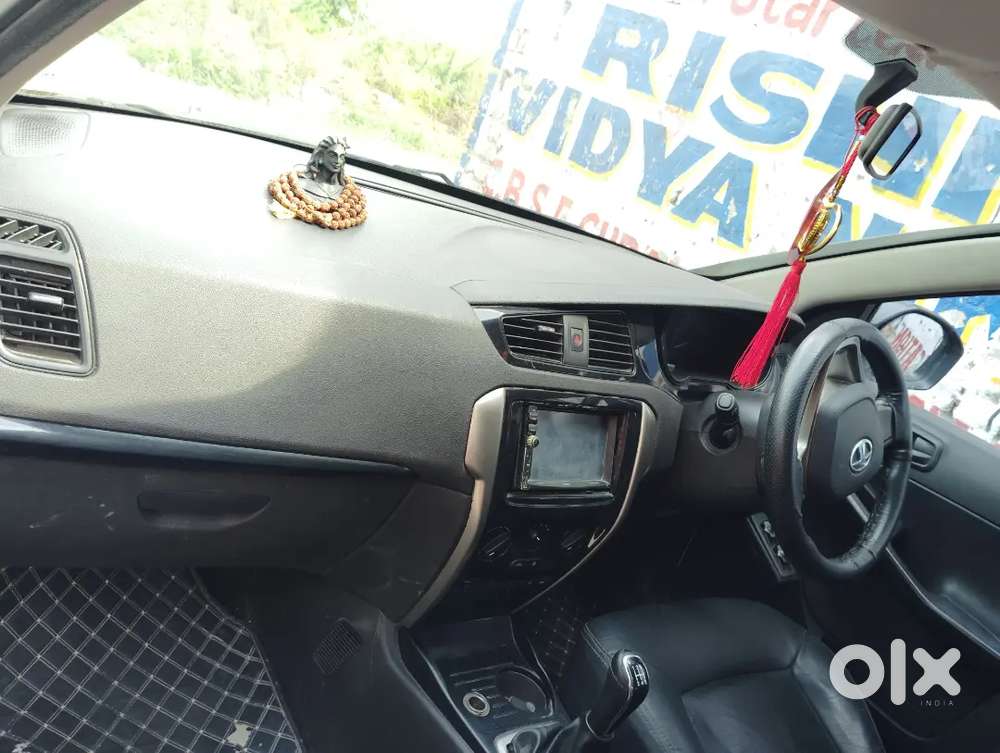 Tata Bolt Revotron 2017 Petrol
