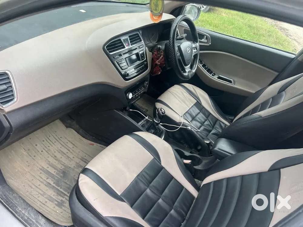 Hyundai I20 Spotz 2015