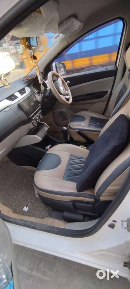 Renault Triber Rxz Easy-r Amt, 2020, Petrol