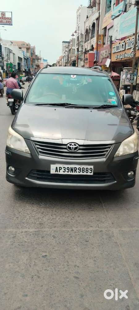 Toyota Innova Diesel 2013