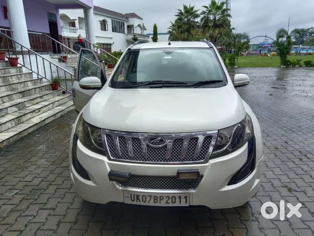 Mahindra Xuv500 2016 Diesel 72000 Km Driven