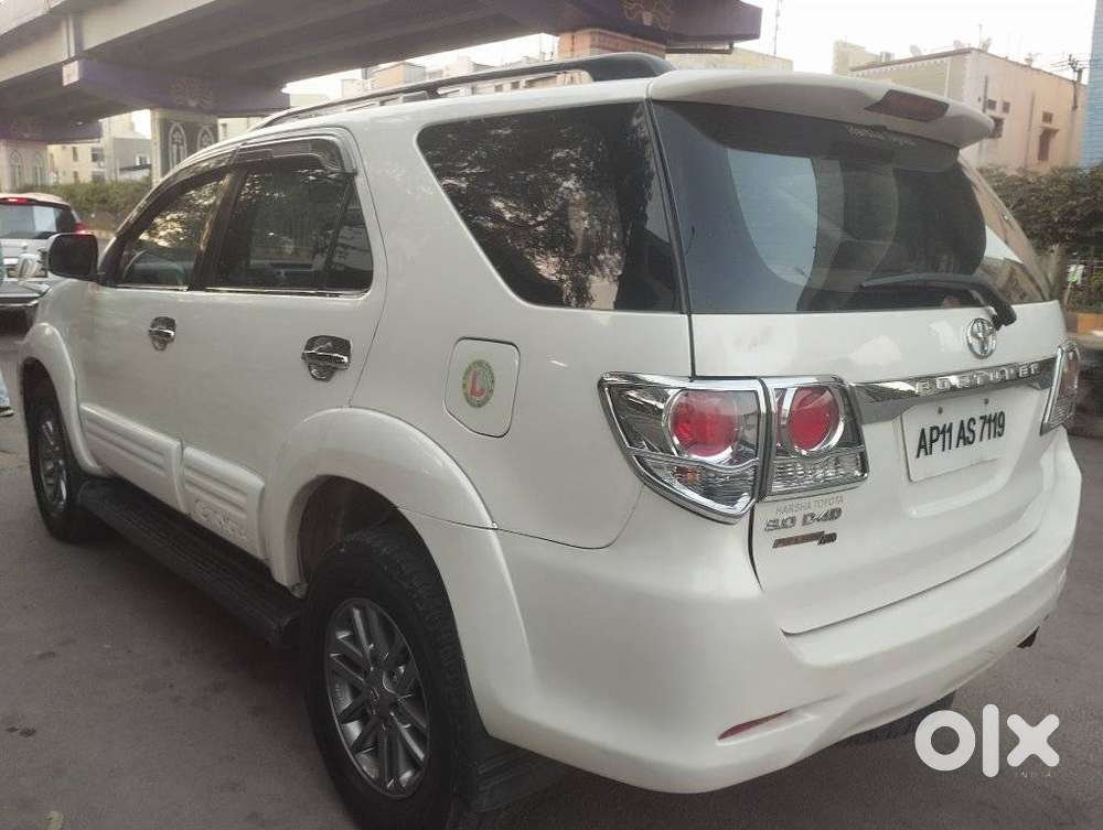 Toyota Fortuner 3.0 4x4 Manual, 2013, Diesel