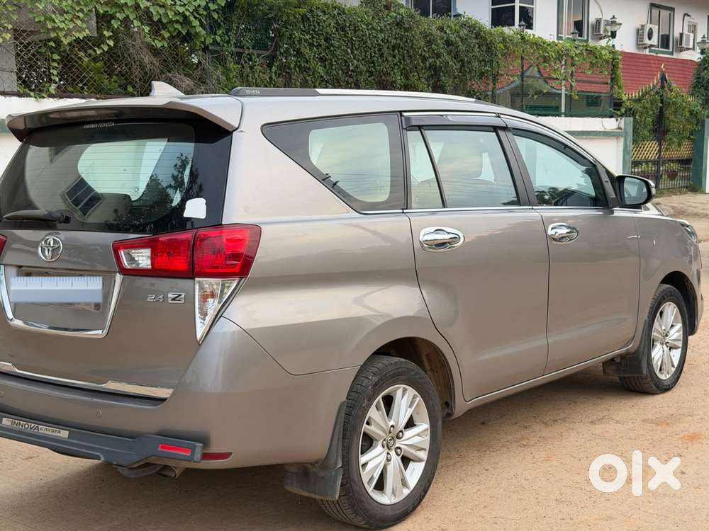 Toyota Innova Crysta 2.5z, 2017, Diesel