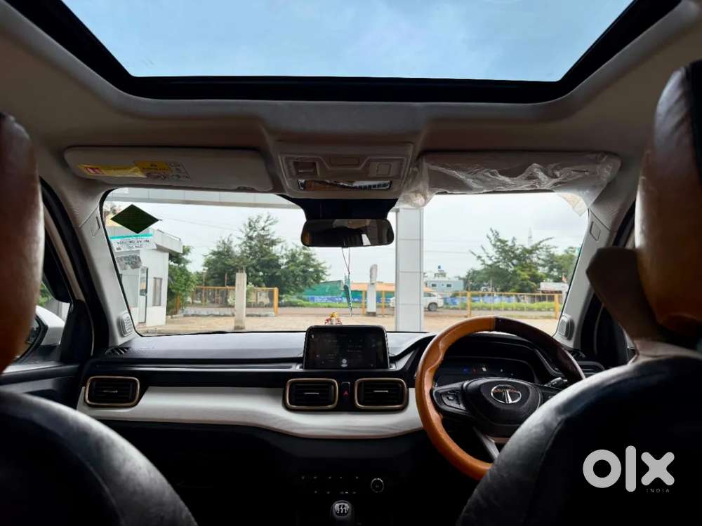 Tata Punch Accomplished Dazzle Sunroof Cng, 2023, Cng & Hybrids