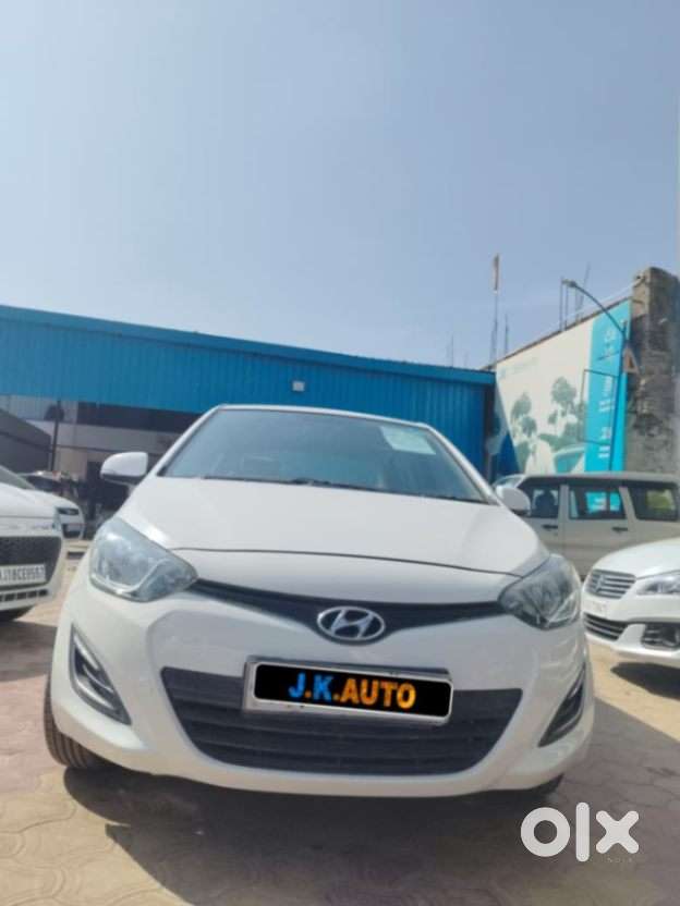 Hyundai I20 Magna 1.2 Mt, 2014, Petrol