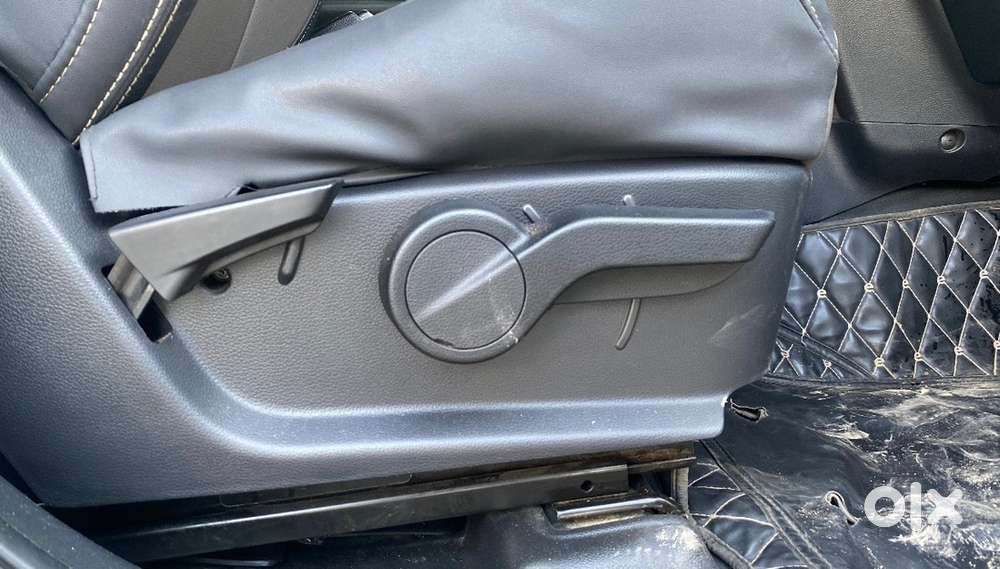 Mahindra Thar Petrol 2021