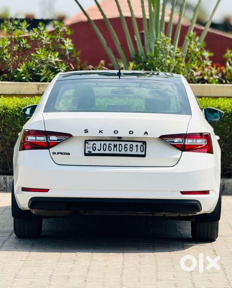 Skoda Superb L&k 2.0 Tdi At, 2018, Diesel