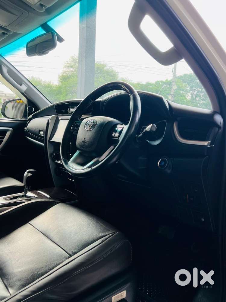 Toyota Fortuner 4x2 At 2.8 Diesel, 2019, Diesel