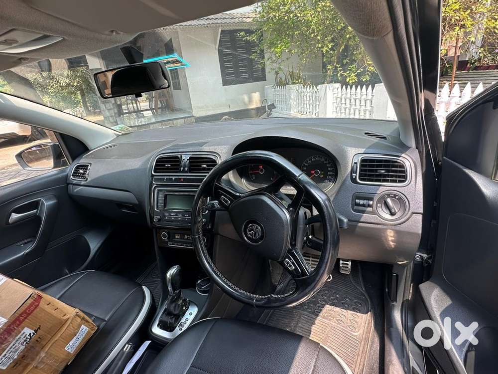 Volkswagen Polo Petrol 2015