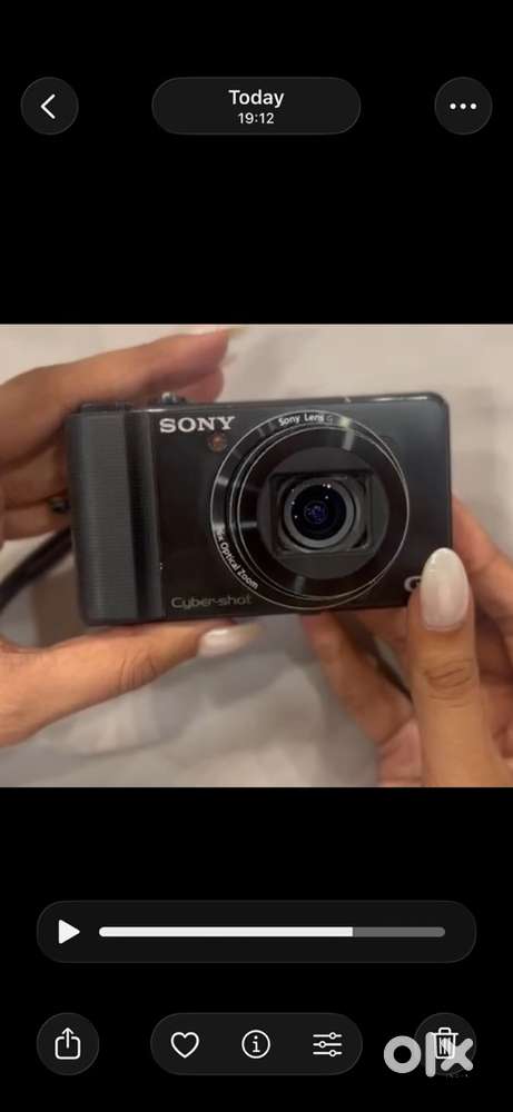 Sony cybershot hx9v digital camera