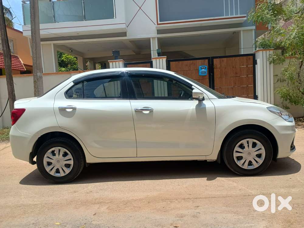 Maruti Suzuki Dzire 1.2 Vxi, 2023, Petrol