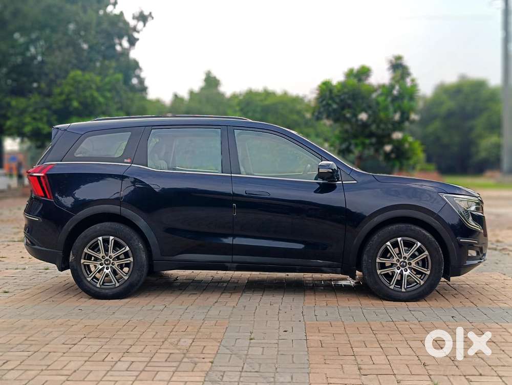 Mahindra Xuv700 2.0 Ax 7 Petrol At Luxury Pack Str, 2022, Petrol