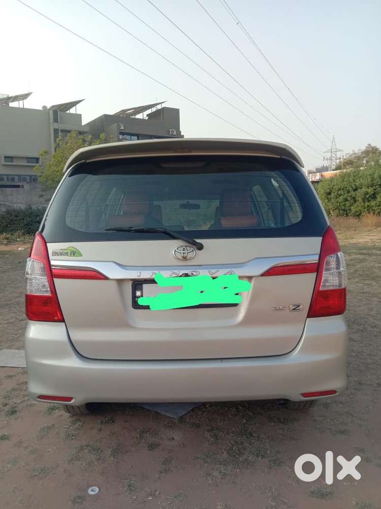Toyota Innova 2.5 Z 2015