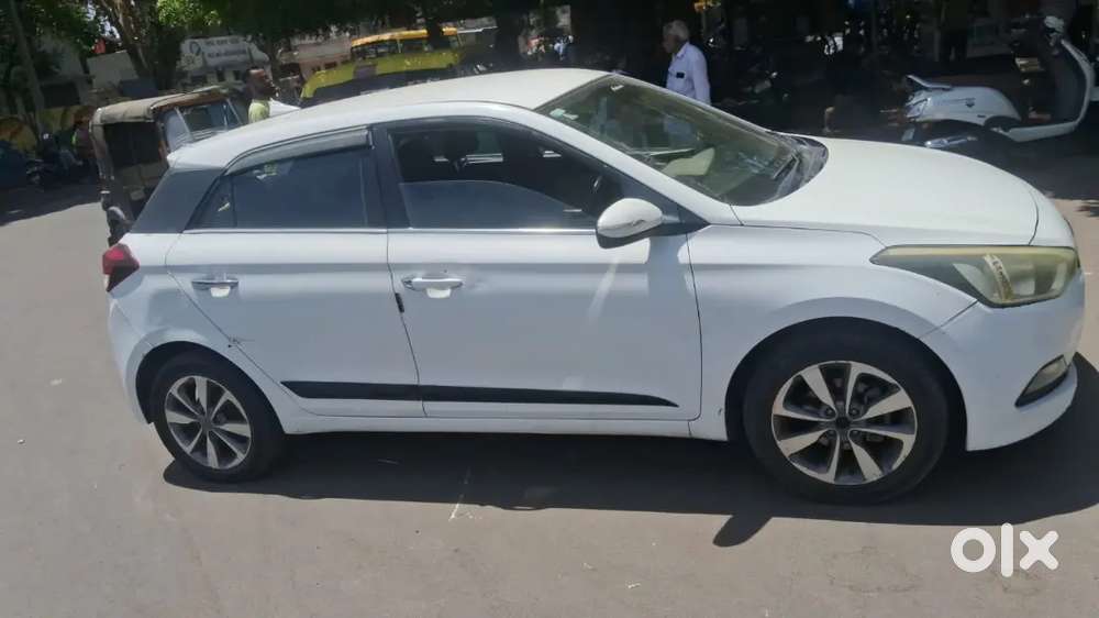 Hyundai I20 2015 Cng & Hybrids 95000 Km Driven