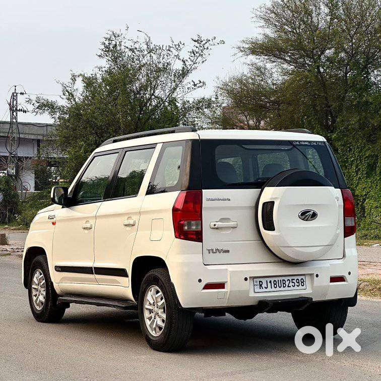 Mahindra Tuv 300 Mhawk100 T8, 2018