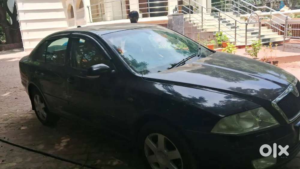 Skoda Laura Premium Hatchback