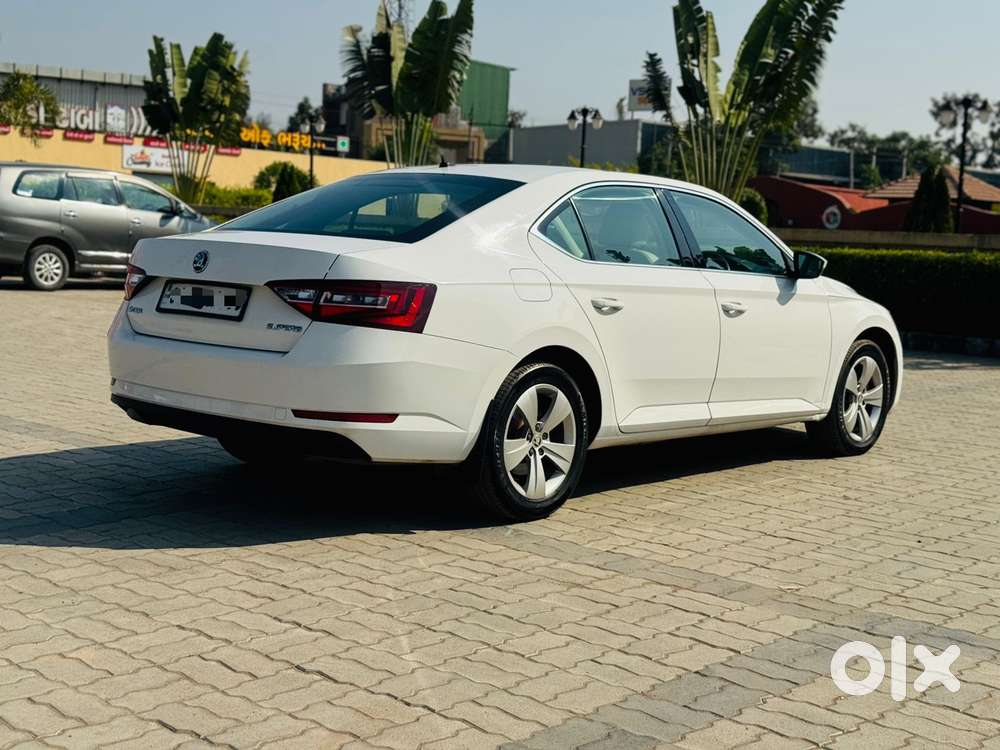 Skoda Superb Style 2.0 Tdi At, 2018, Diesel