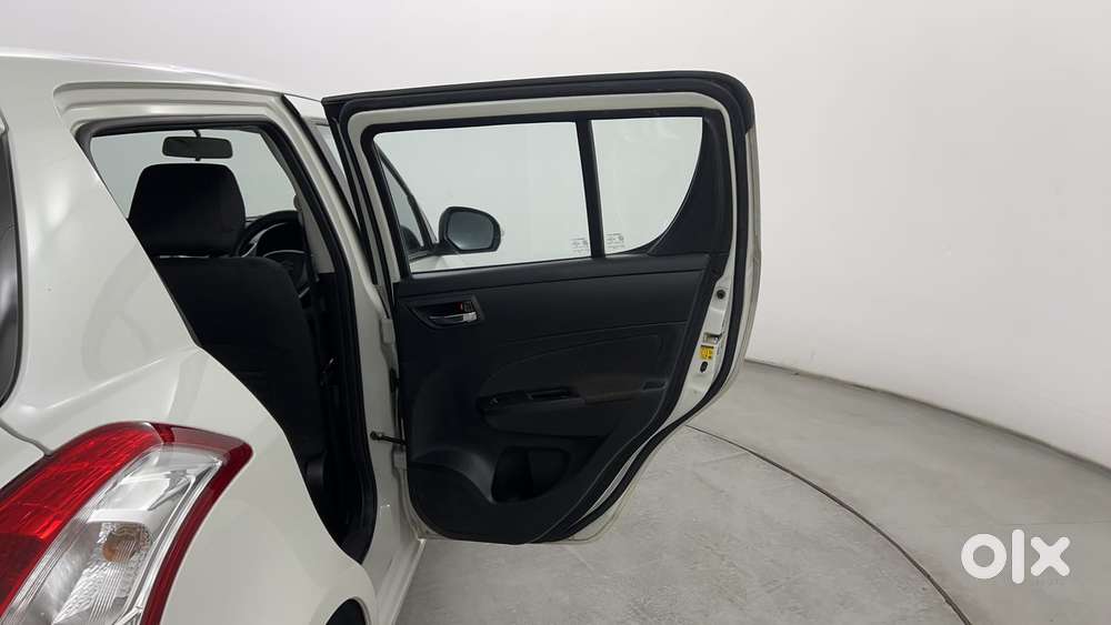 Maruti Suzuki Swift Vvt Vxi, 2017, Petrol