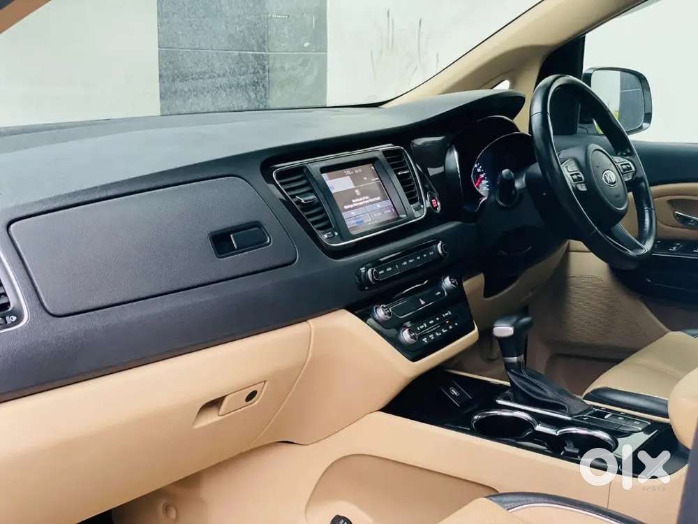 Kia Carnival Limousinec Plus 7 Str